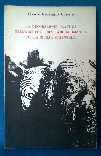 Decorazione plastica - la,