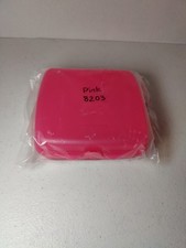 NEW Tupperware Sandwich Keeper