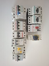 Lotto: 2 Interruttore Differenziale Magnetotermico, 3 Magnetotermico, 2...