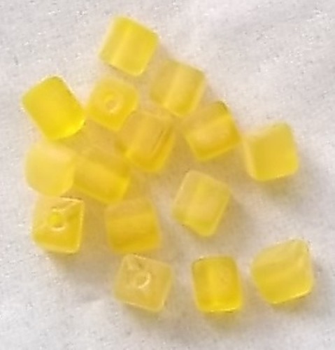 Perles cube verre - 15,