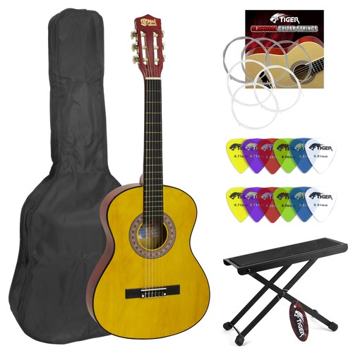 Chitarra classica spagnola per