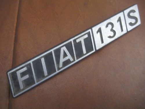 Fiat 131 placchetta logo - 131,