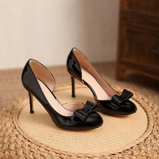 Decolte Nero Lucido Con Fiocco
