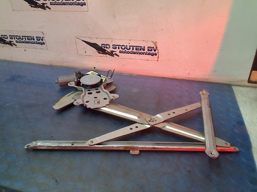 Front window lift - front, mechanism