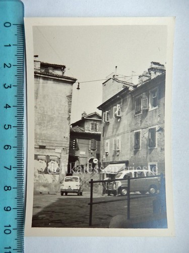 Trieste piazza barbacan 1964 - piazza,
