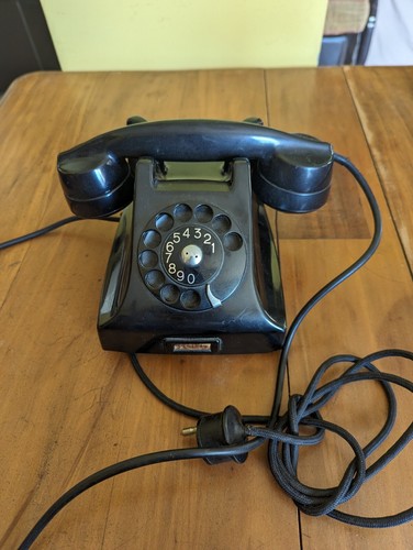 Telefono disco vintage - a,