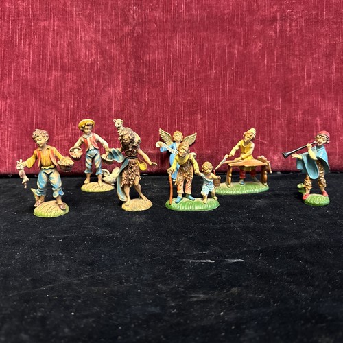 Lotto statuine presepe 332 - lotto,
