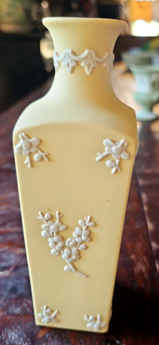 Wedgwood jasperware bud vaso - jasperware,
