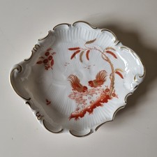 Marescialla Ginori in porcellana - galli rossi piccola