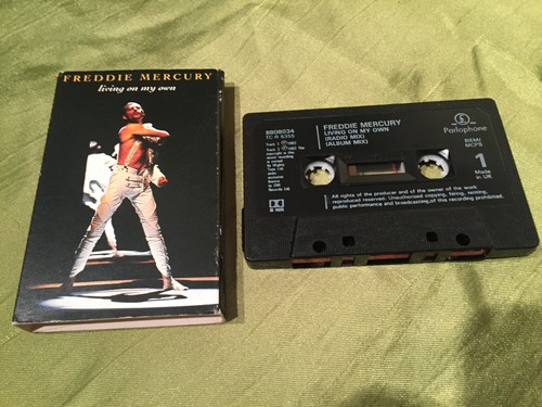 Freddie mercury living my - living, on