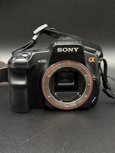 Sony alpha 200 - sony,