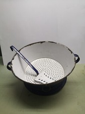 Antico scolapiatti e attrezzo cucina in ferro smaltato