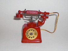 Telefono rosso dipinto pressofuso - temperamatite a matita metallo vintage! OTTIMO!