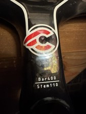 Manubrio integrato in carbonio