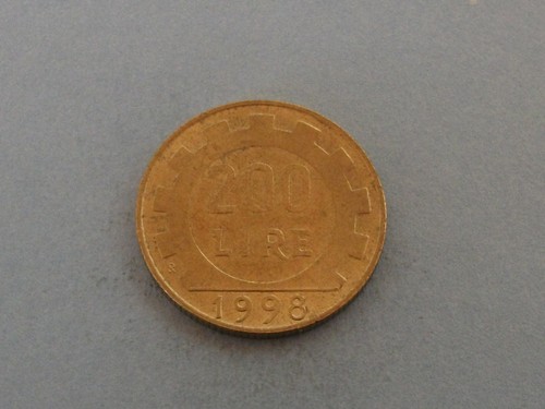 Italia 200 lire 1998