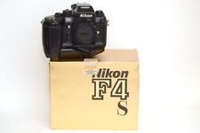Nikon F4s con Motore MB-21 Scatolata Cristalli liquidi contapose con problemi
