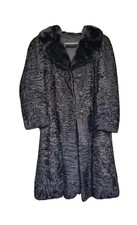 Pelliccia Di Astracan Con Il