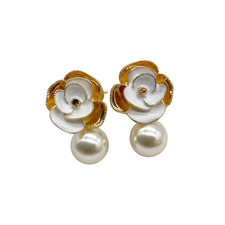 Orecchini donna fiore bianco