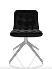 Kuga Slim (Sedia design