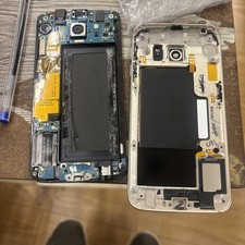 samsung galaxy s6 edge Non Funziona. Ma Pezzi Come Nuovo