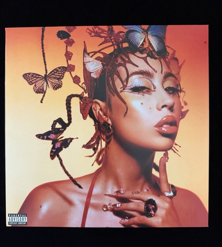 Kali uchis red moon in - kali, venus