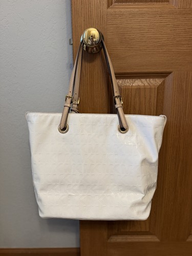 Borsa tracolla michael kors - a,