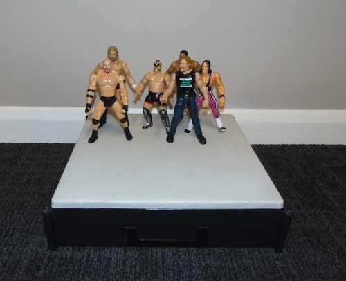 Wwf wwe wrestling figures - wwf/wwe,