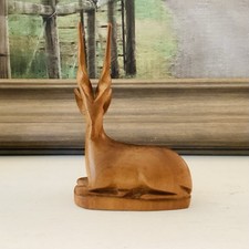 Statuina gazzella vintage in legno massello intagliato a mano metà secolo arredamento moderno africano