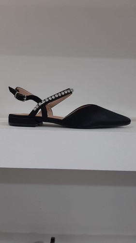 Scarpe decollete cinturino