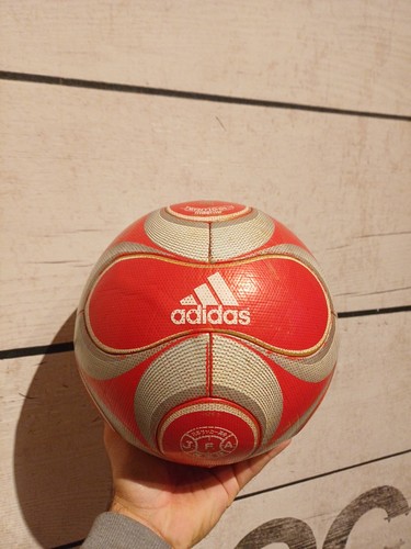 Adidas magnus moenia teamgeist - adidas,