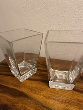 Coppia vasi di vetro a base quadrata