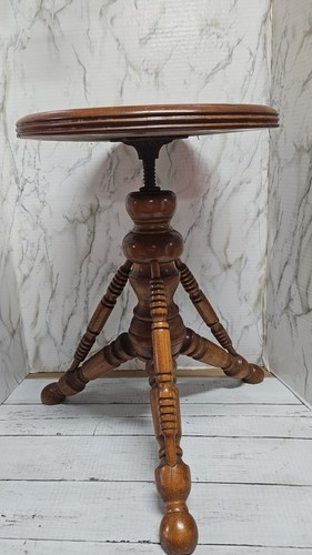 Antico sgabello per - , pianoforte