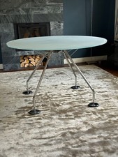 Tavolo rotondo Tecno Nomos 120 cm di Norman Foster