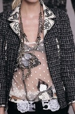 Chanel VINTAGE 06P NEW CC LOGO