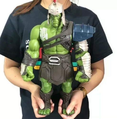 Grande personaggio avengers - grande,