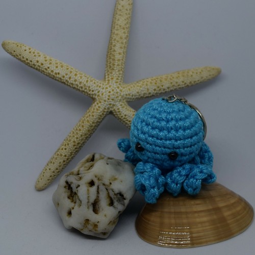 Portachiavi amigurumi forma - , di