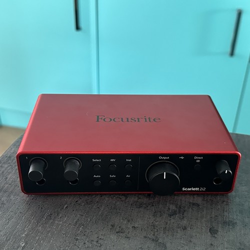 Focusrite scarlett 2i2 - focusrite,