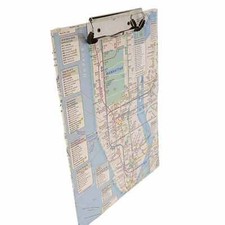 New York Metro MTA trasporti. Porta blocco con mappa metropolitana NY Subway.  