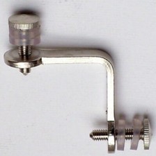 Angolo 2 Lati in ferro nichelato - accessorio per vetrine