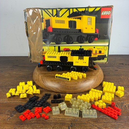 Lego 162 locomotive without - 162,