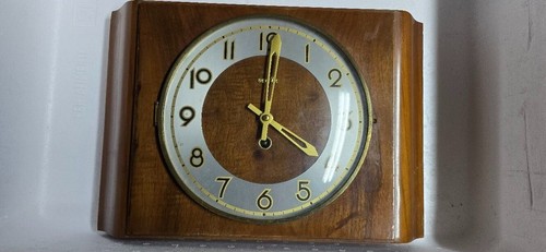 Orologio parete della veglia - a,