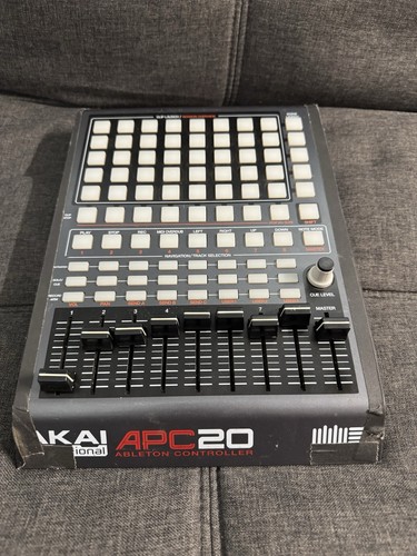 Akai professional apc - professional,
