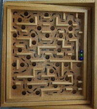 VECCHIO GIOCO DI ABILITA' LABIRINTO IN LEGNO VINTAGE