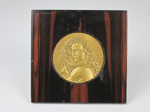 Scultura medaglia bronzo