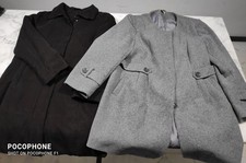 LOTTO DI ABBIGLIAMENTO DA DONNA  VINTAGE -  Taglie varie  -  44 pezzi