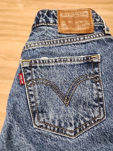 Vintage levis con toppa - vintage,