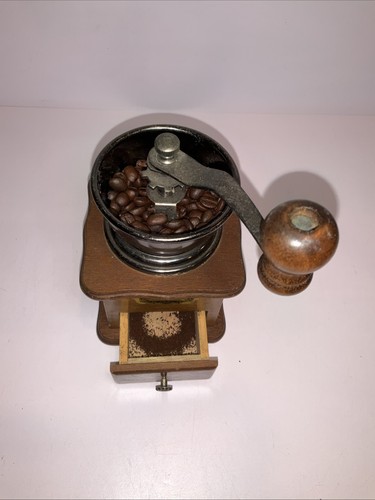 Macinacaffè vintage manuale