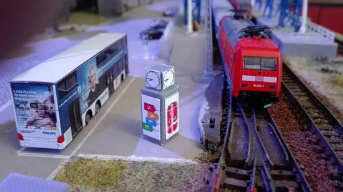 Bahnhofsuhr spur - bahnhofsuhr,