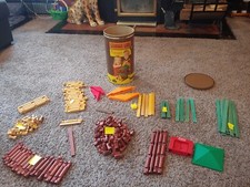 Lincoln Logs lotto pezzi vintage e più recenti: 200 pezzi totali Milton Bradley 