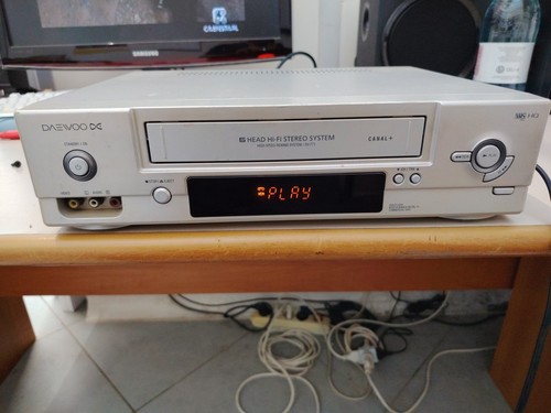 Videoregistratore vhs daewoo - vhs,